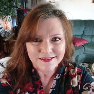 Meet your Posher, Beverly